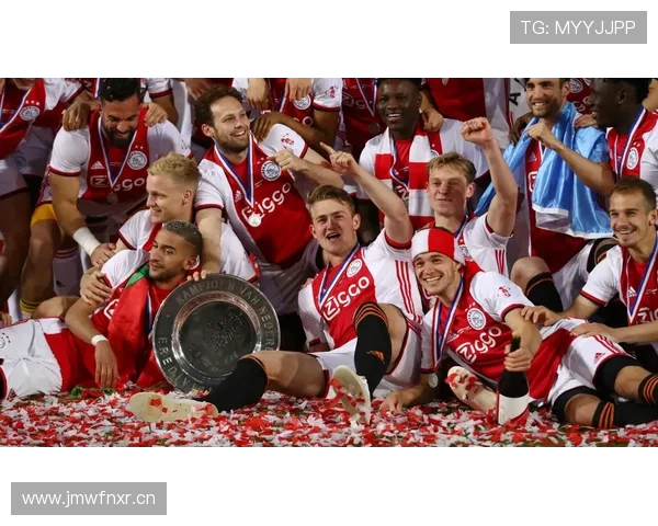 阿贾克斯荷甲竞争力下滑趋势显现，对争冠形势产生制约影响