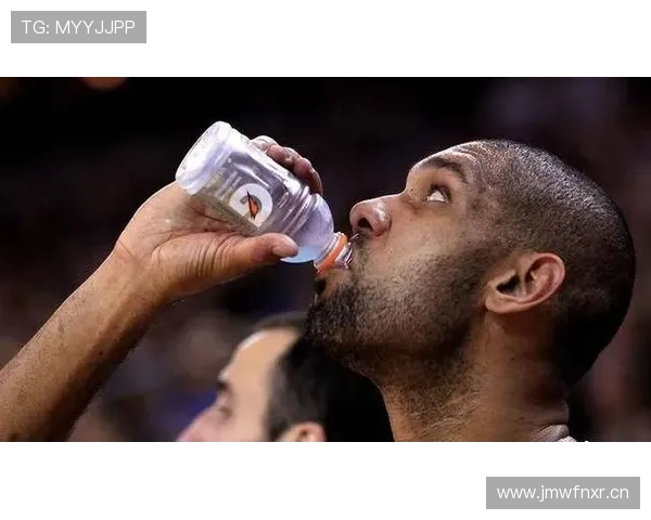 姚明饭局上点的饮料能开个小酒吧，这生活差距太大了吧？